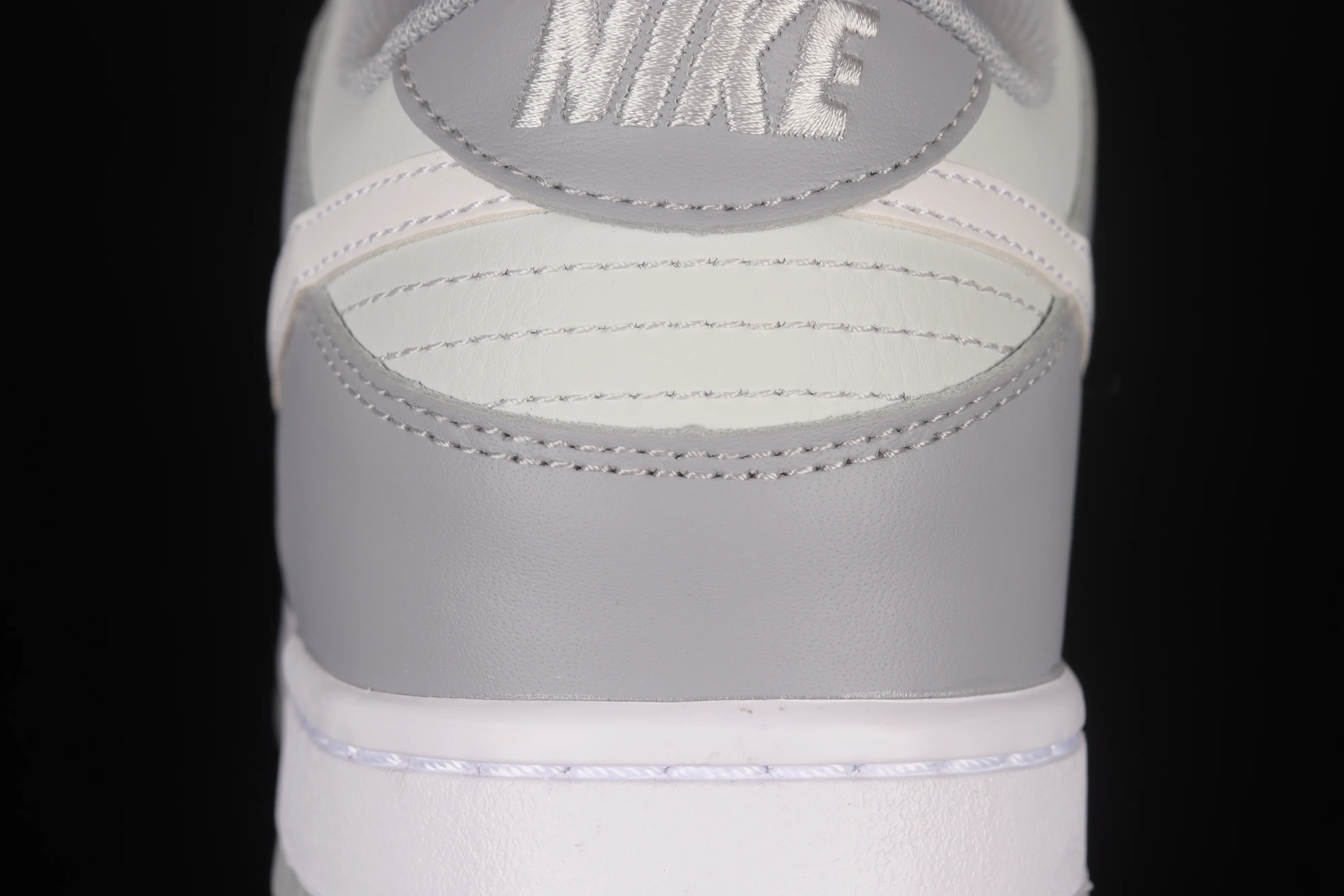 All categories Nk SB Dunk series Nk SB Dunk Low low-top sneakers J version Nk Dunk Low Retro "Grey White" cool gray color SB smashed backboard fashion casual sneakers DJ6188-001